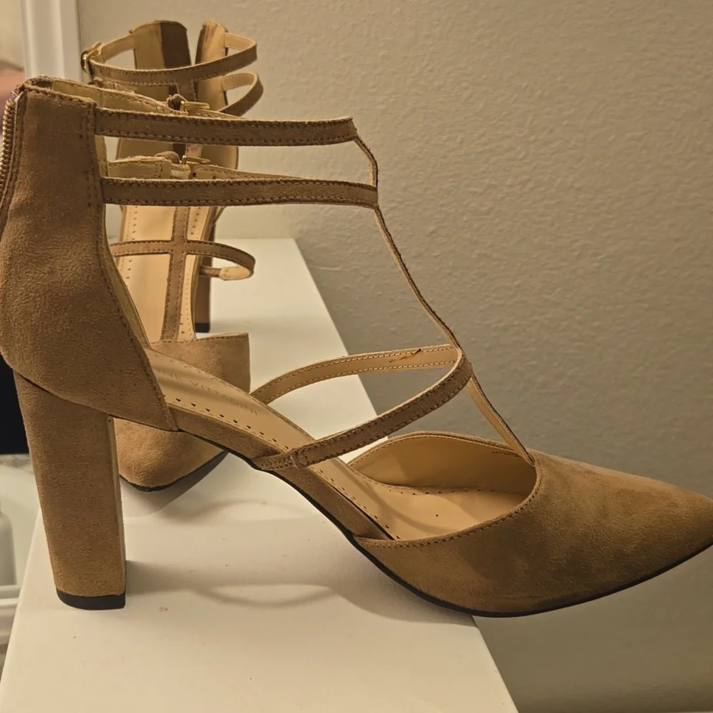 Adrienne Vittadini Tan Strappy Heels - Picture 3 of 3